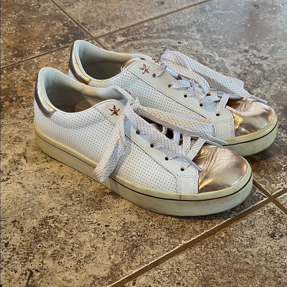 Skechers White and Rose Gold Sneakers
